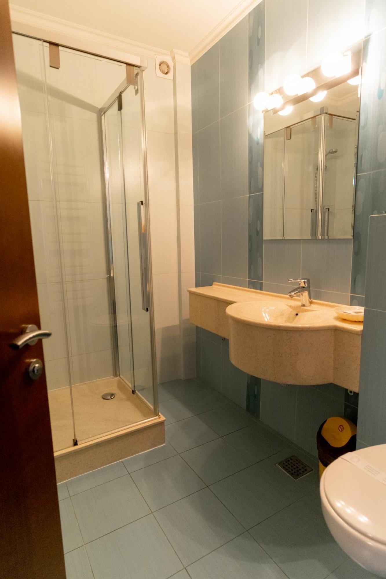 Acapulco Hotel Πλοέστι Εξωτερικό φωτογραφία