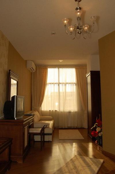 Acapulco Hotel Πλοέστι Εξωτερικό φωτογραφία