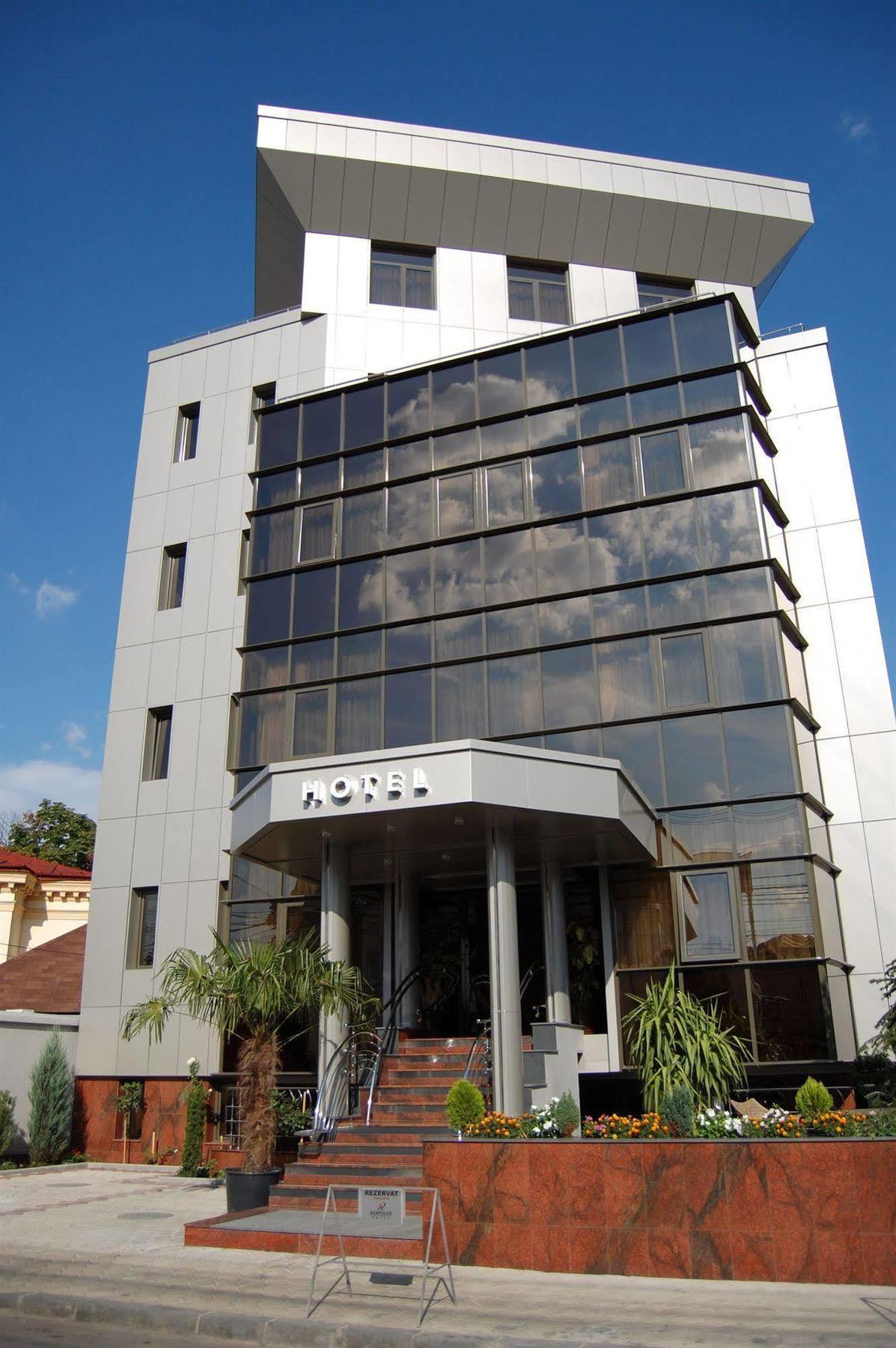 Acapulco Hotel Πλοέστι Εξωτερικό φωτογραφία